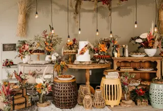 Rustic BridalExhibition of autumn bouquets in vinatge style at florist shop